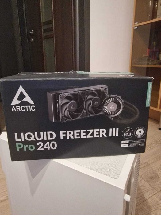 Cooler ARCTIC Liquid Freezer III Pro 240