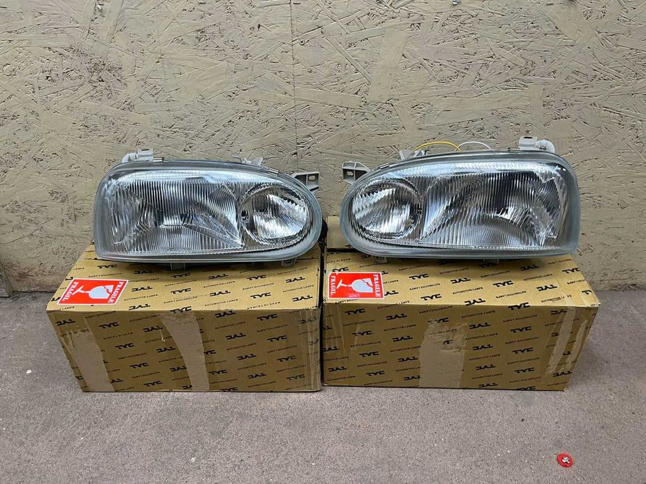 Фара на Volkswagen Golf 3 GTI 1992- (Тайвань)  / Гольф 3  GTI 1995