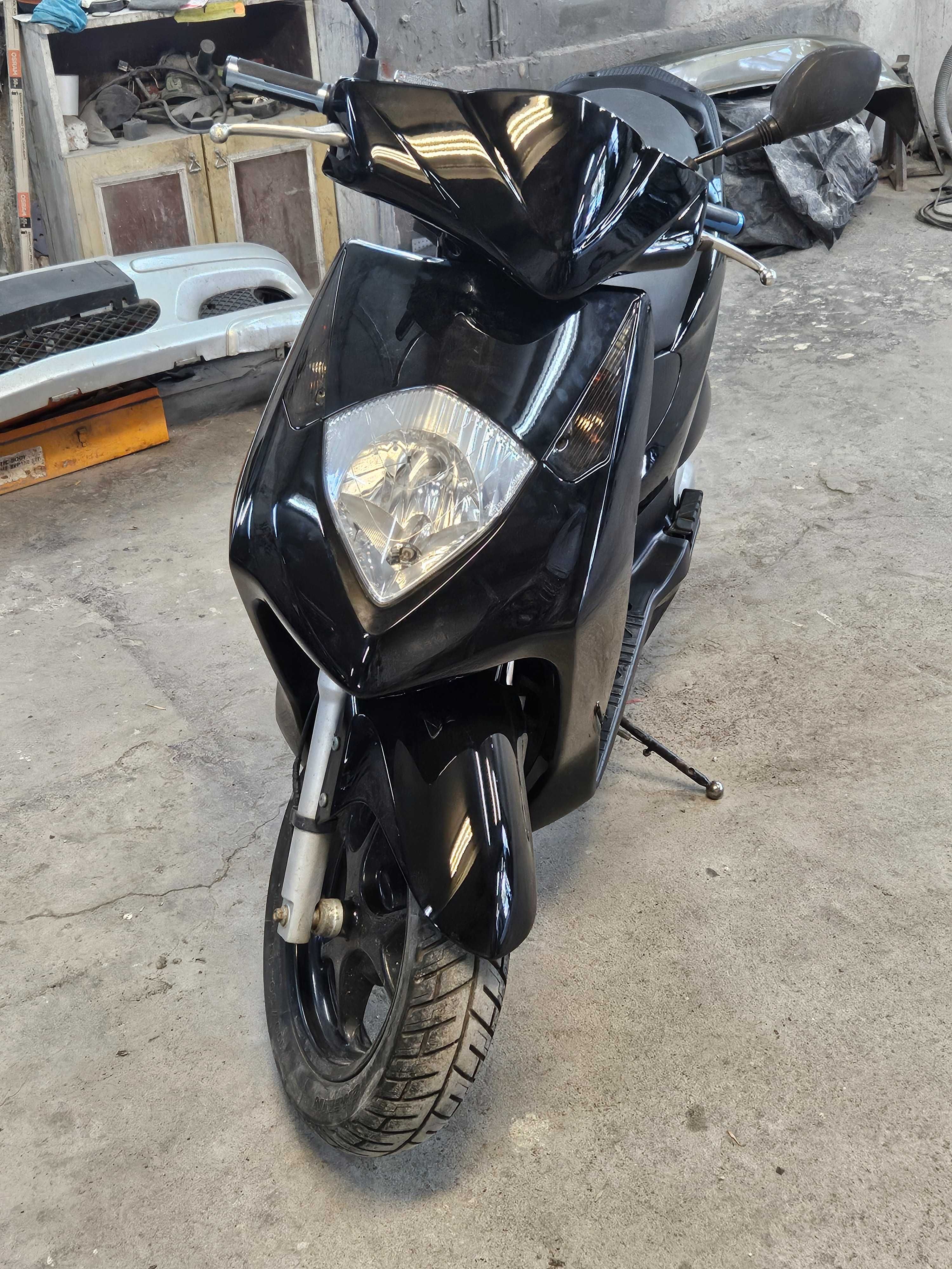 Honda dylan 150 !!!