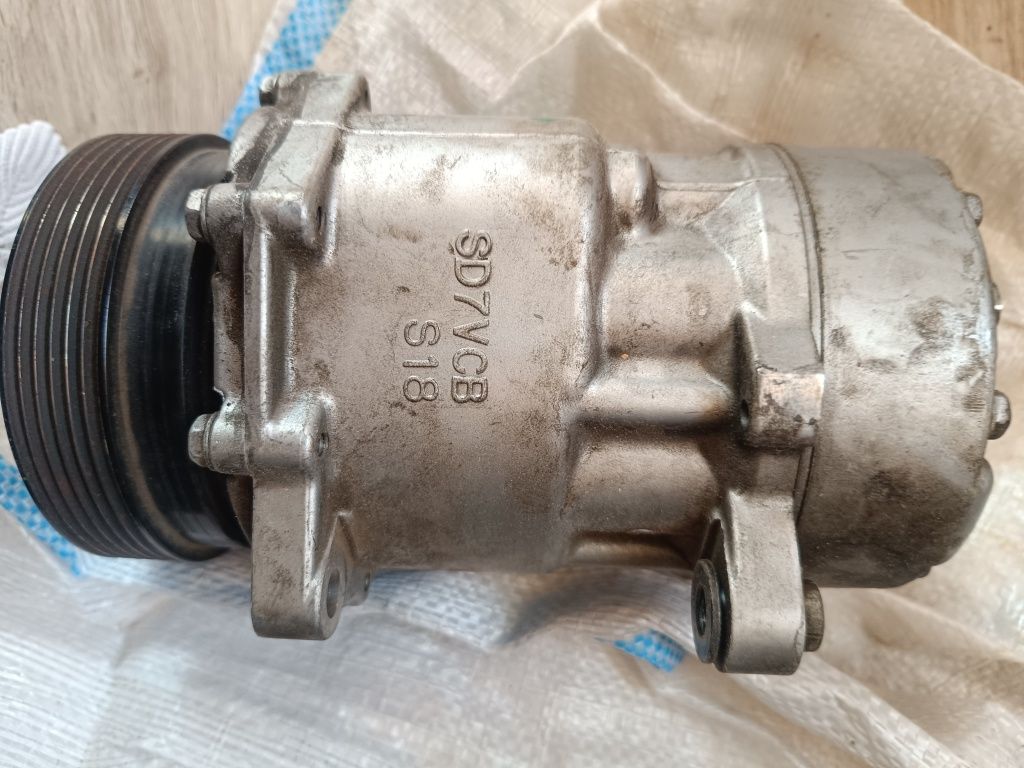 Compresor AC original VW/AUDI/SKODA/SEAT SD7V16/SD7VCB  model 1215