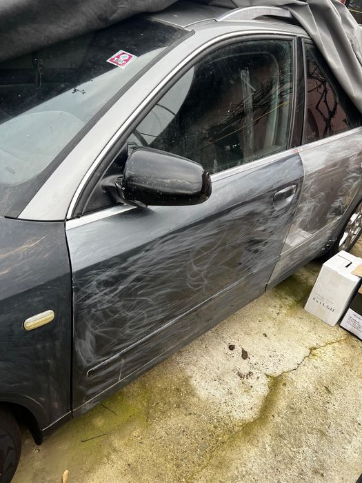Vand sau dezmembrez audi a4 1,9 tdi 136 cp