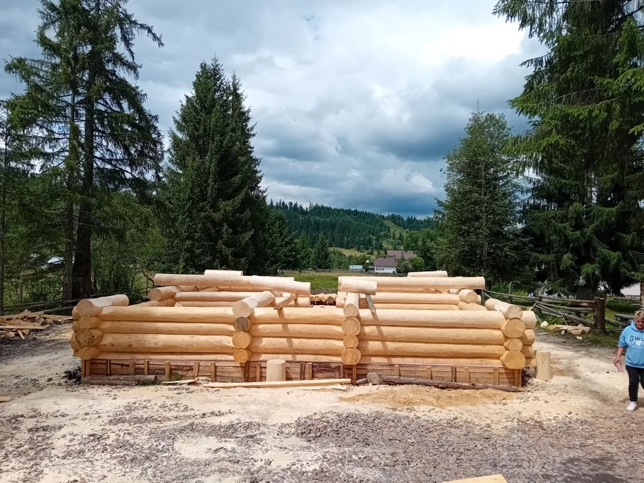 Construiesc case lemn rotund 380, € mp.bustean.