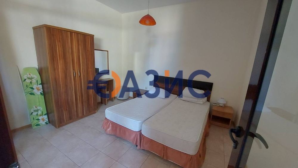 Продава се Двустаен апартамент в к.к. Слънчев бряг - 51 кв.м за 1236 €/кв.м - Снимка #7