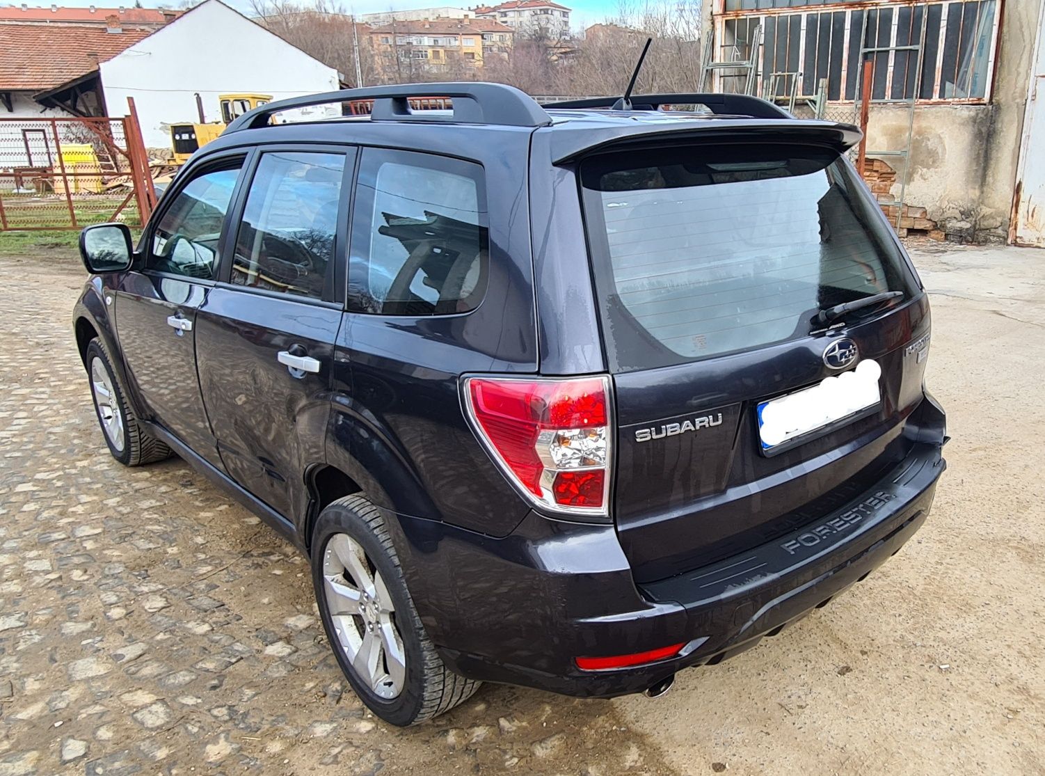 Subaru Forester 2.0d на части