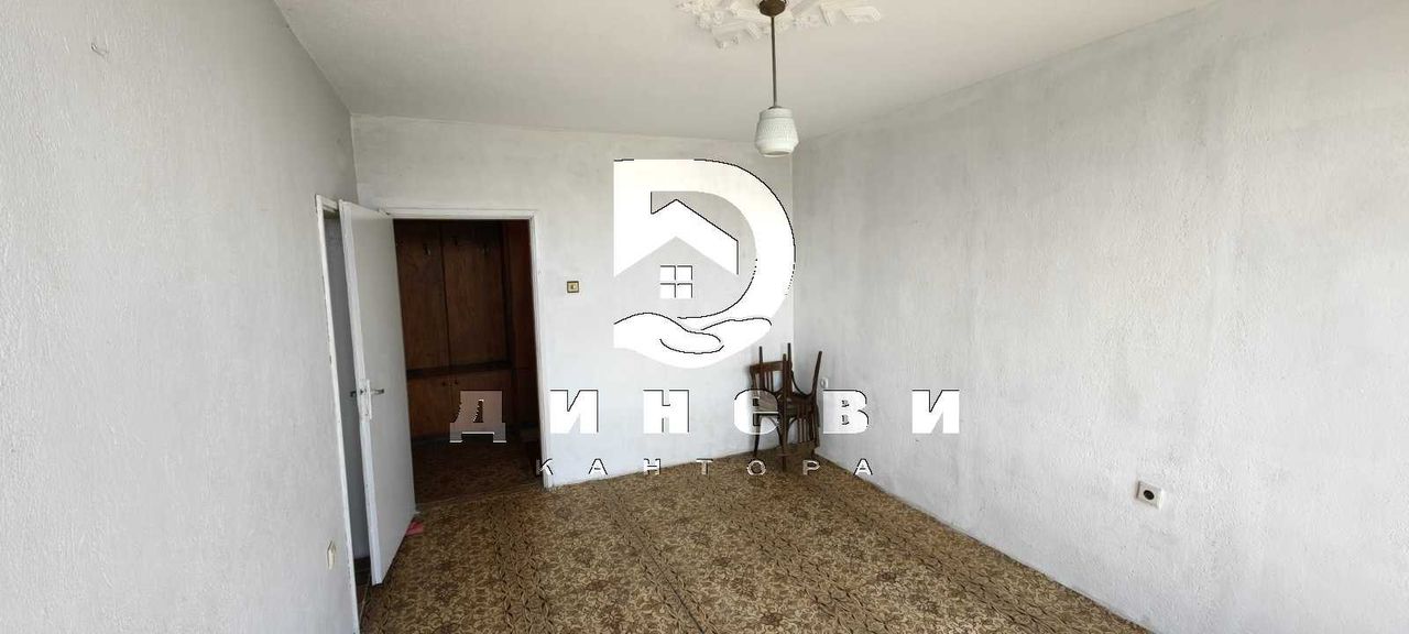 Продава се Тристаен апартамент в Стара Загора, Кольо Ганчев - 75 кв.м за 960 €/кв.м - Снимка #2