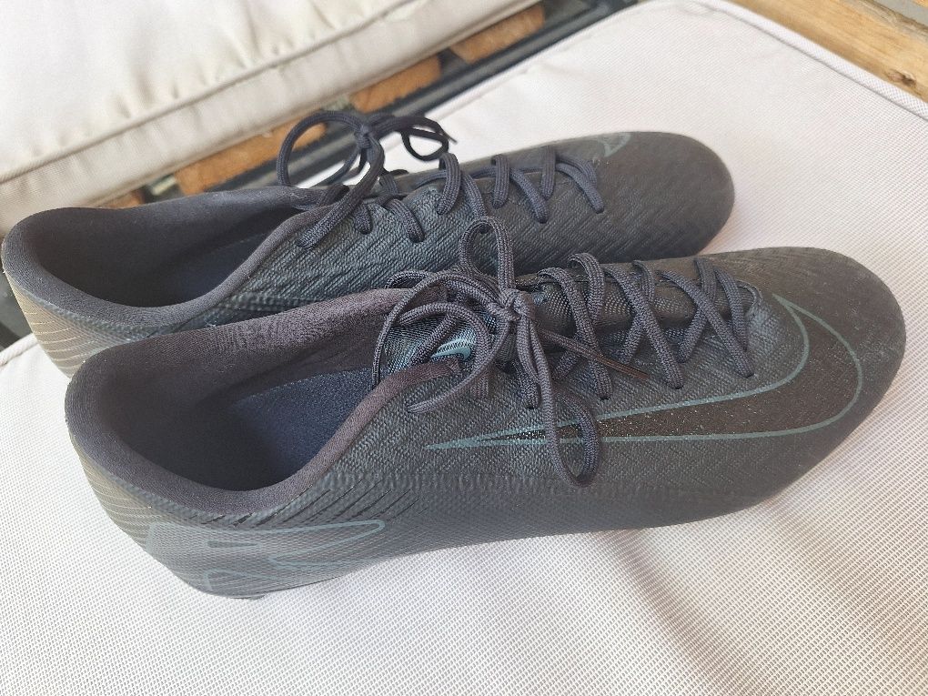 Бутони Mercurial AIR ZOOM