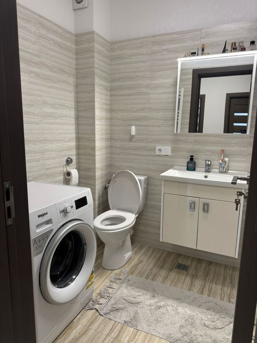 De vanzare/ apartament 3  camere situat la etajul 2/ zona Trivale