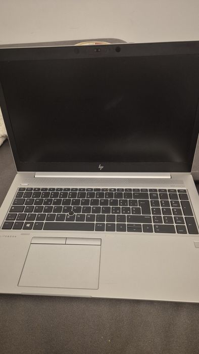 Laptop HP AMD ryzen 7 pro