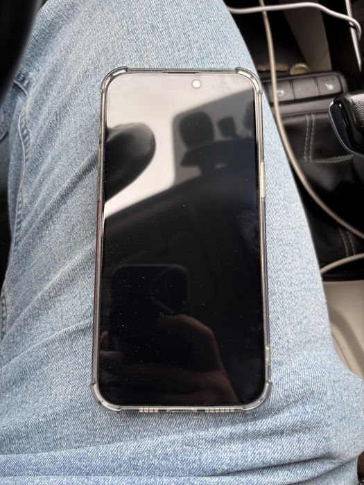 Продам iPhone 15 pro max 256 gb