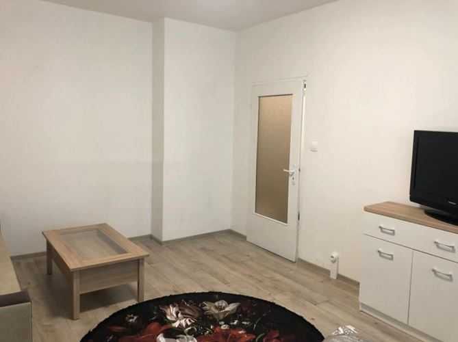 Дава се под наем Едностаен апартамент в София, Люлин 10 - 55 кв.м за 321.3 € - Снимка #4