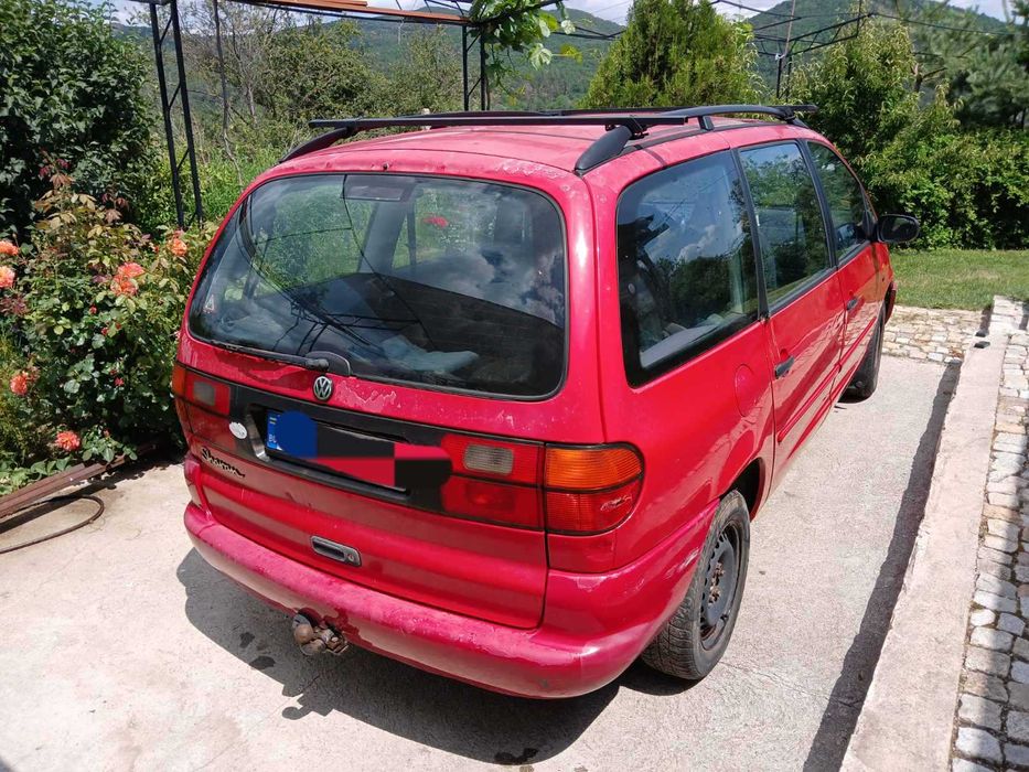Продавам Volkswagen Sharan
