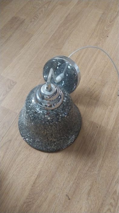 Продам люстру б/у