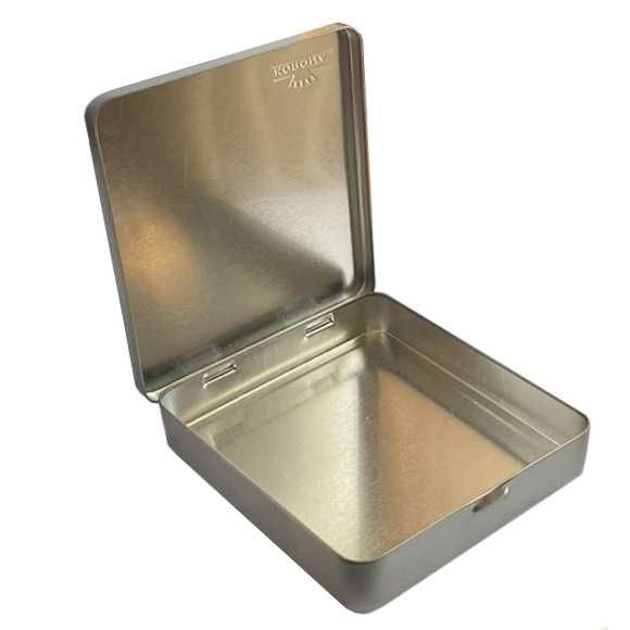 Tabachera metalica pentru tigari Korona