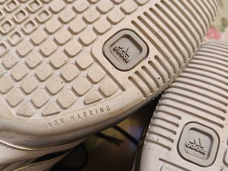 Baskettball Adidas Commamder TD 5 - 49.5cm