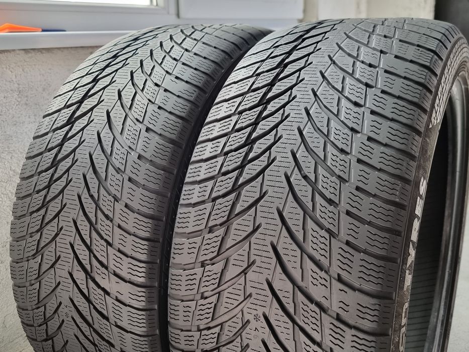 245/40/18 Nokian 2Броя: 200лв 6.5мм