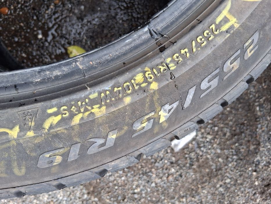 255 45 19 PIRELLI 2бр зимни дот 2021г