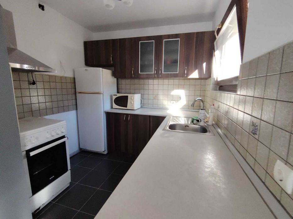 Къща и магазин в Тетевен !