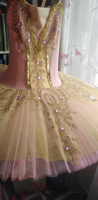 Costum Tutu balet roz
