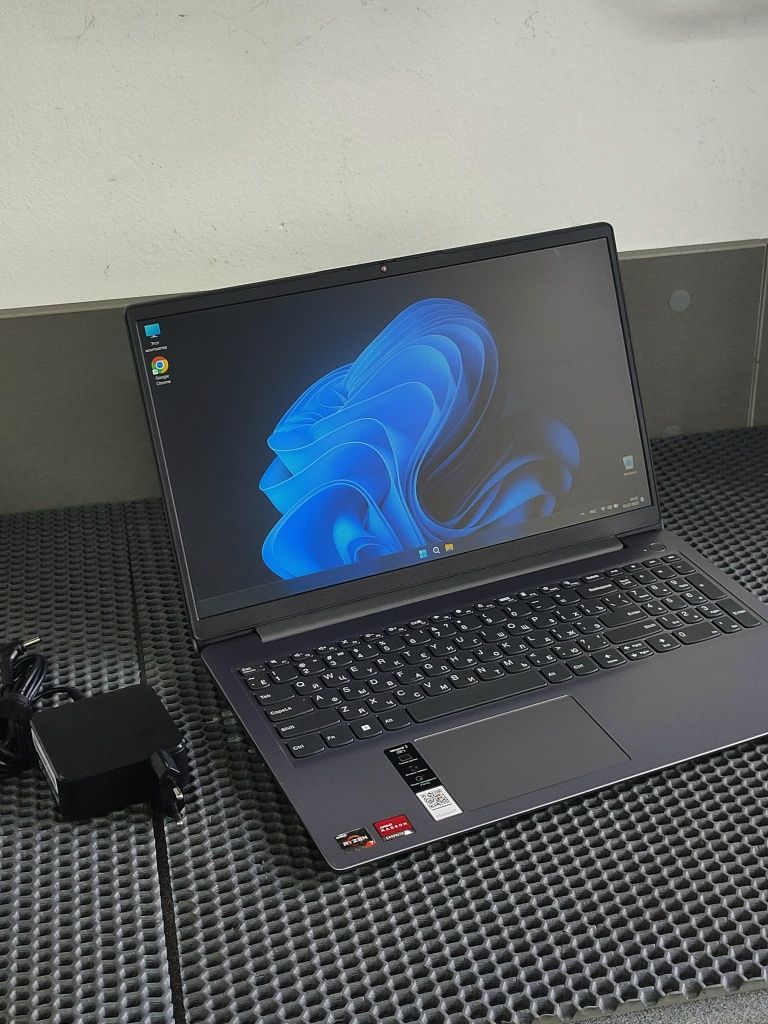 Lenovo Ideapad 3 (Ryzen 7 3700U/ 12GB DDR4/ 512GB M.2 SSD)