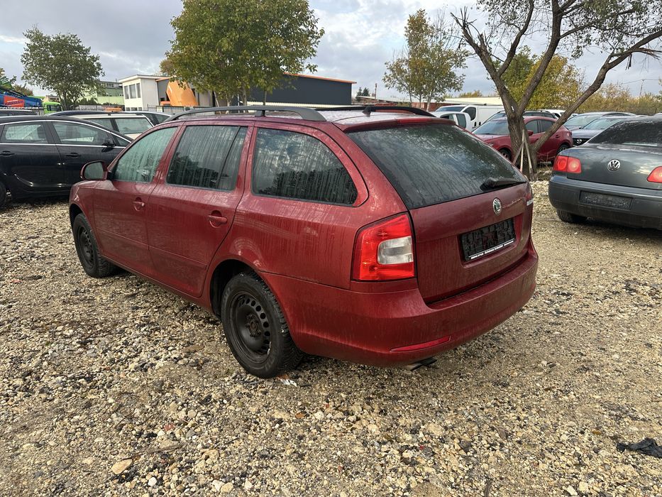 Щора багажник за Шкода Октавия 3 комби