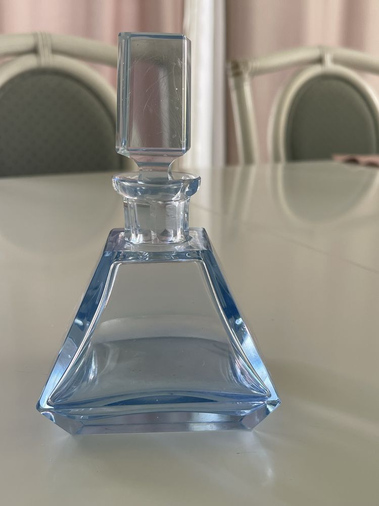 Sticla de parfum Vintage
