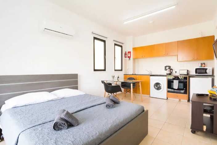 Дава се под наем Едностаен апартамент в Пловдив, Кършияка - 45 кв.м за 158.1 € - Снимка #1