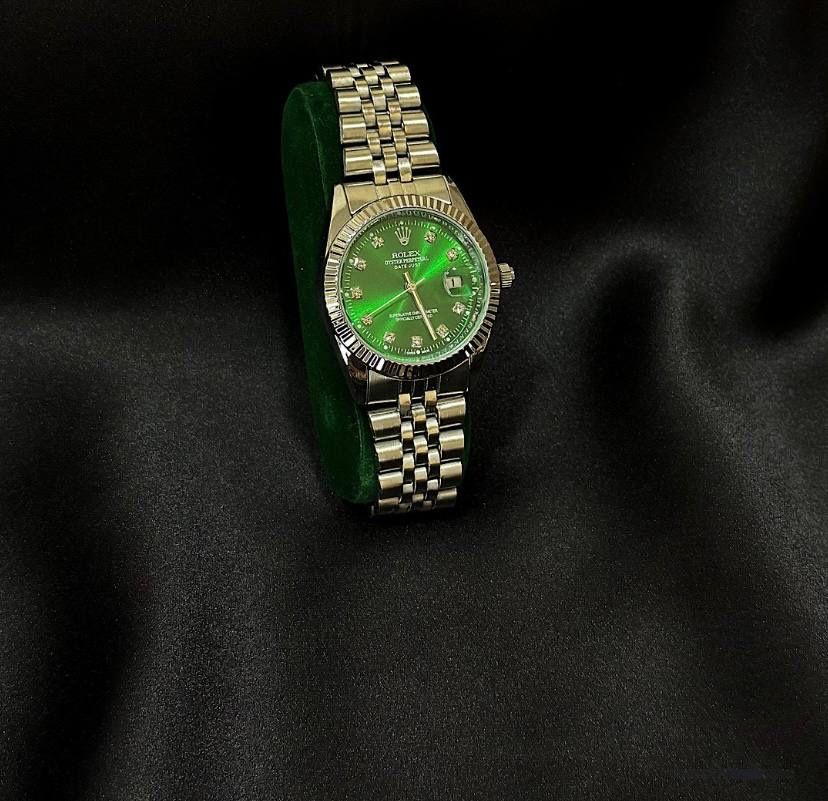 Часы (guccu,cartier, rolex, richard)