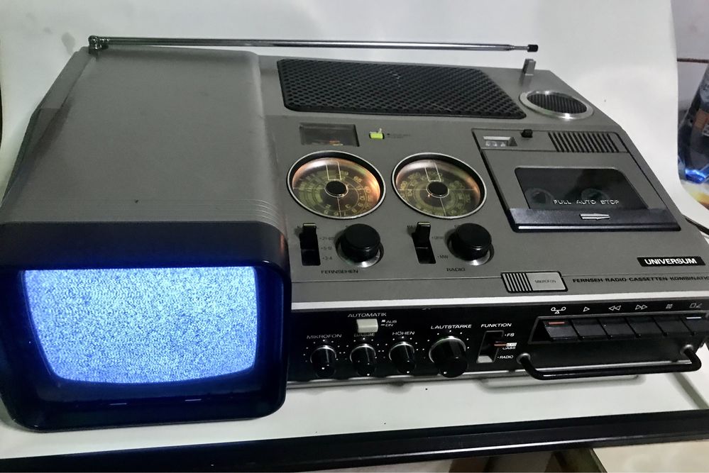 Radio Casetofon TV de colectie