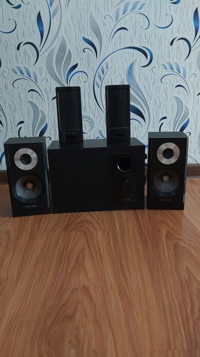 Sabufer kolonka sotiladi microlab m200 4.1  Сабвуфер колонки