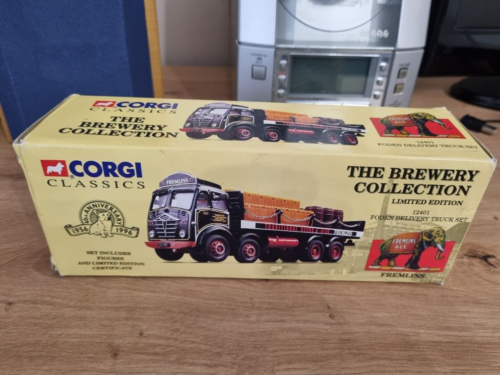 Corgi Classics Limited Edition 12401 Foden Delivery Truck set