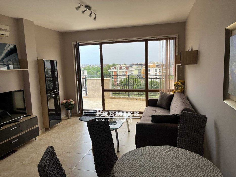 Двустаен апартамент в Слънчев бряг на метри от плажа