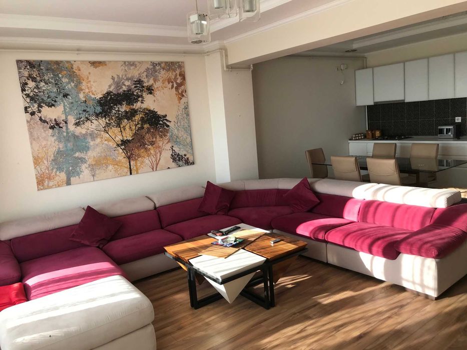 Penthouse de Inchiriat Pipera