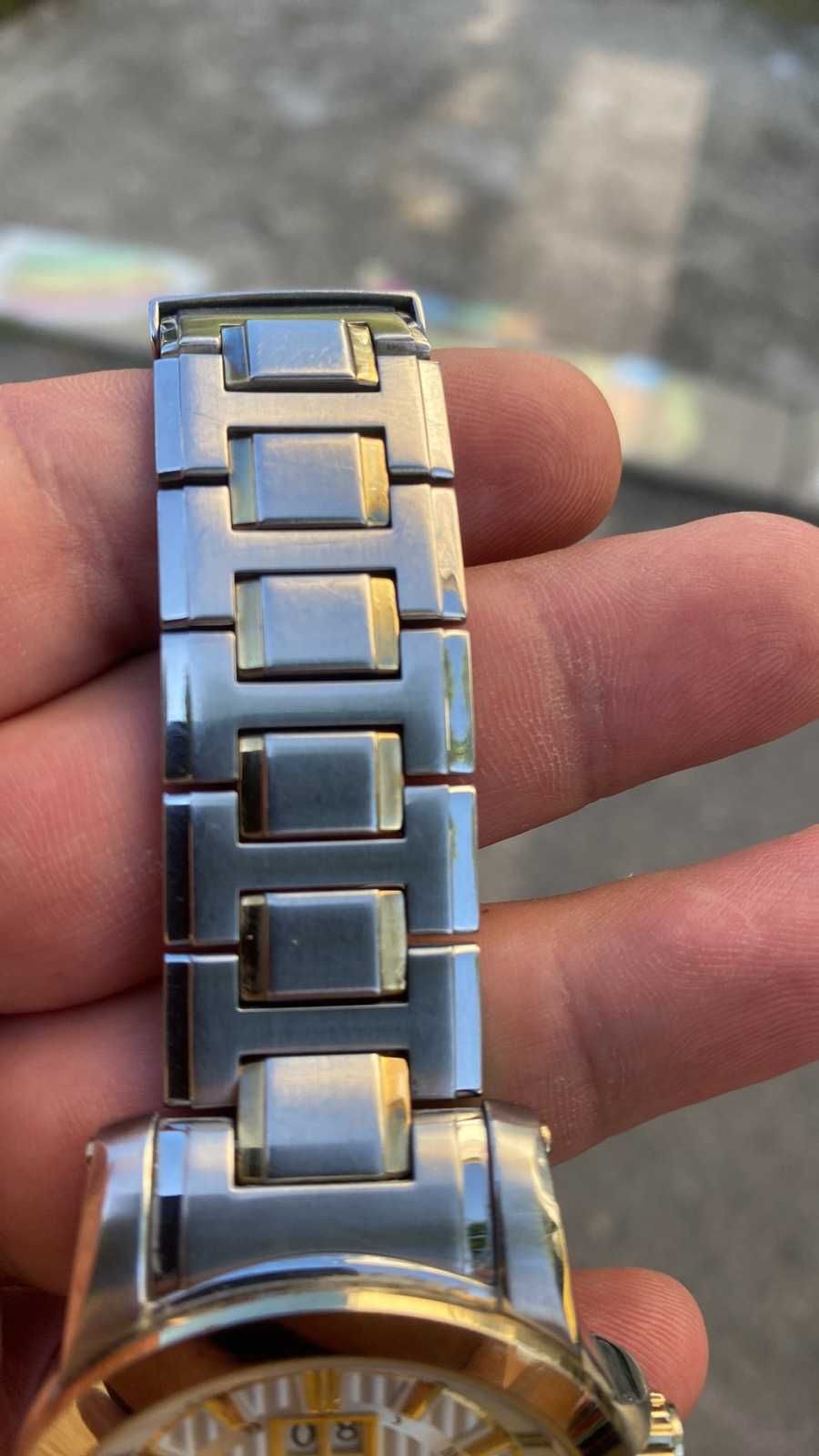 Продавам SEIKO Premier Kinetic Perpetual Calendar