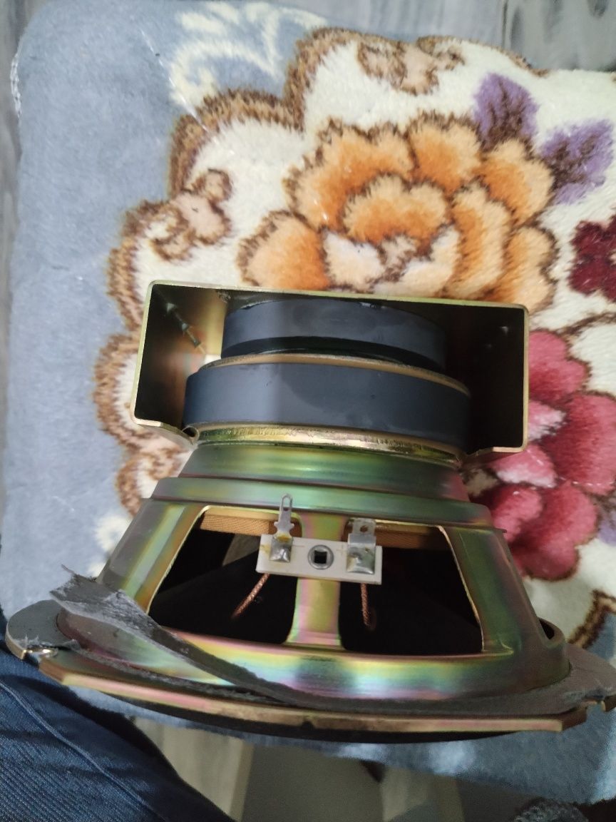 Очень мощный Сабвуфер Sony SS-WS500 Subwoofer with two matching speake