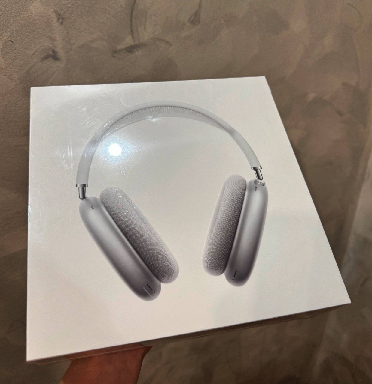Продам AirPods Max