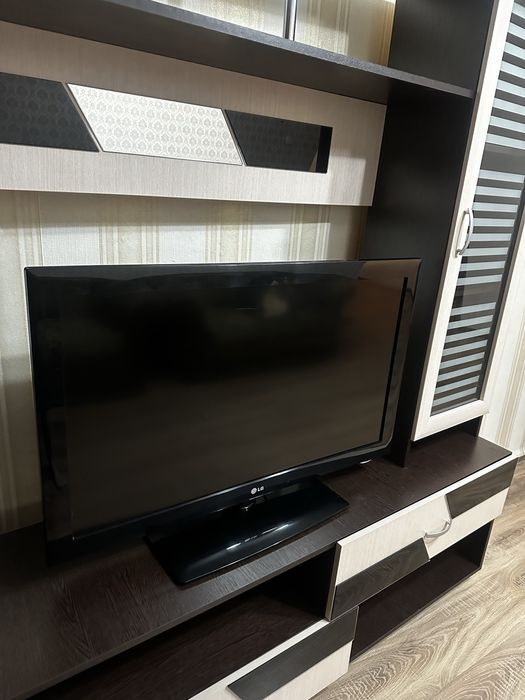 Продам телевизор LG