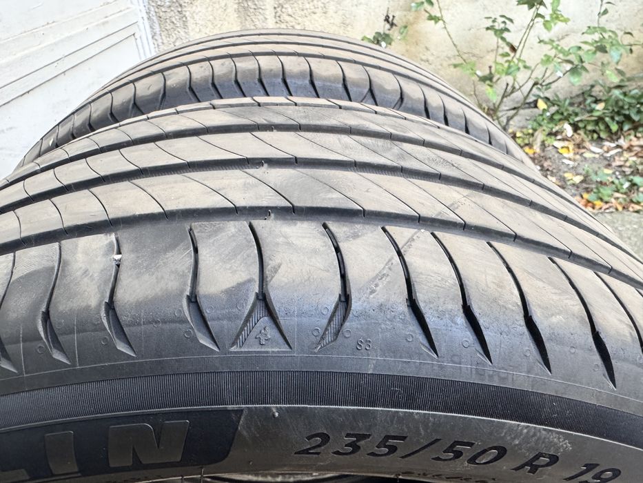 Set 2 anvelope Michelin 235 50 19 vara an 2021 si 2023 ca noi