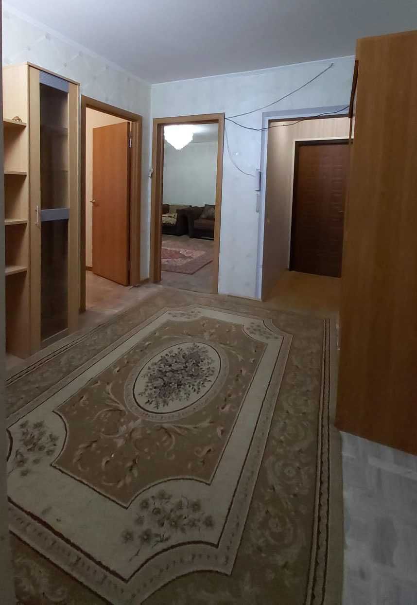 Продам 3х комн квартиру улучшенной планировки в мкрн Гульдер-1
