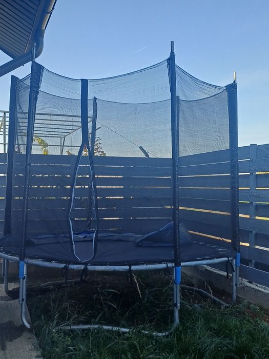 Saltea impecabila, folosita foarte putin