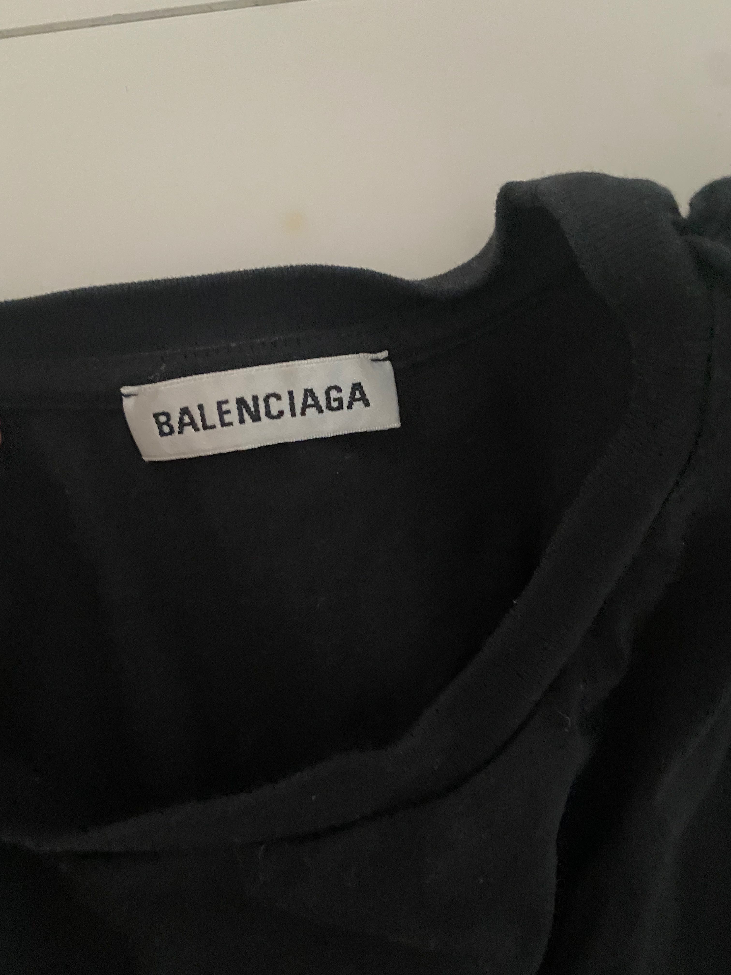 Vand tricou Balenciaga