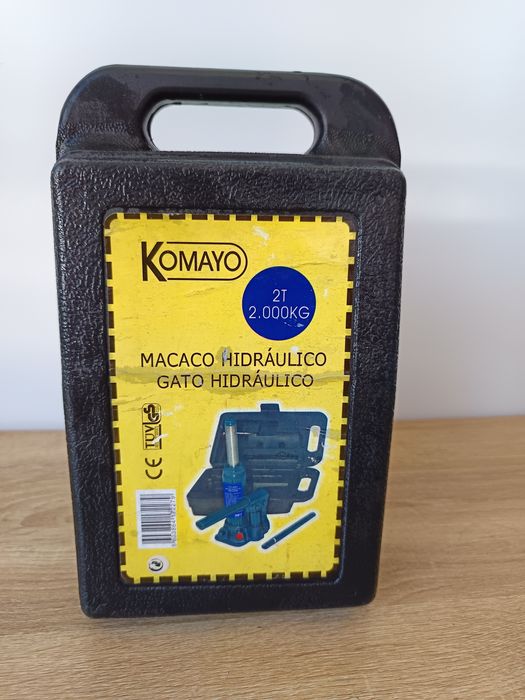 Cric hidraulic tip butelie Komayo 2 tone (2000 kg) + cutie de transpor