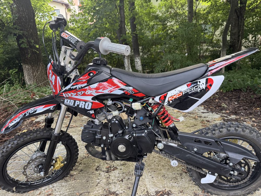 motocicleta motocross KXD