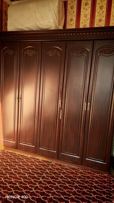 Ëтокхона мебели сотилади