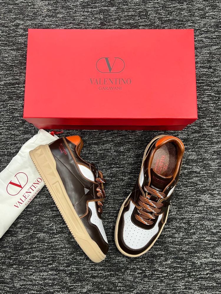 Adidasi Valentino-Colectia noua-Poze Reale 100%!Piele naturală interio