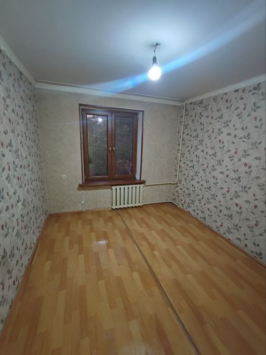 *4 х комн. 3 этаж. Балкон 2х6. Кирпичный.