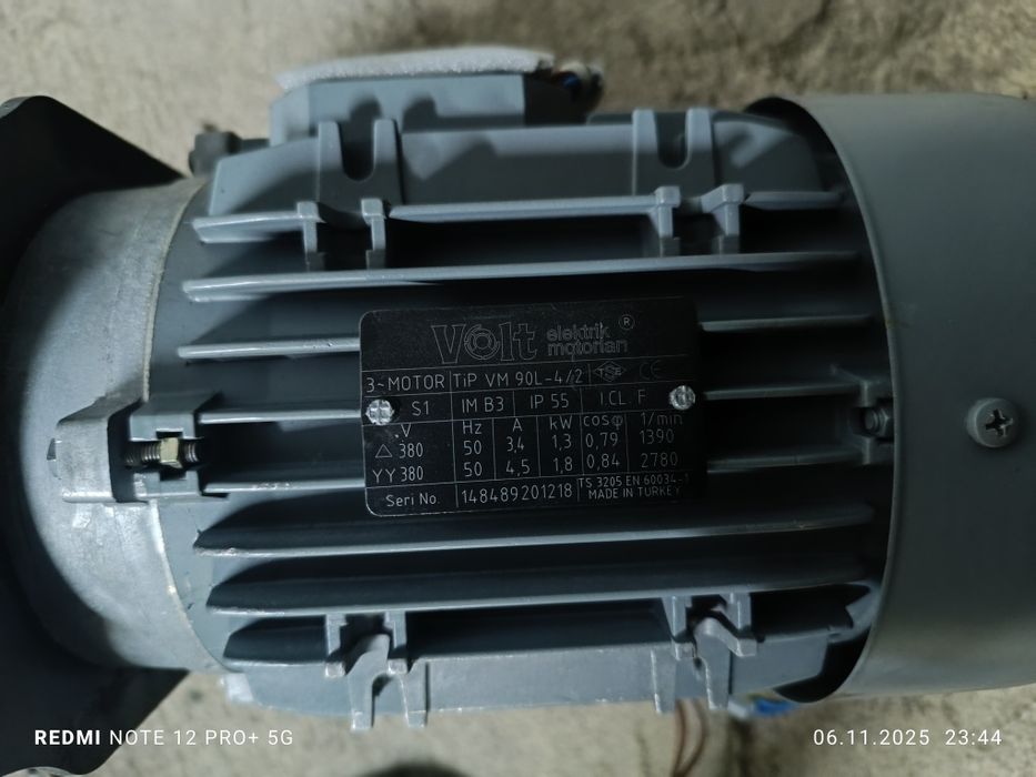 Продам электродвигатель 380В