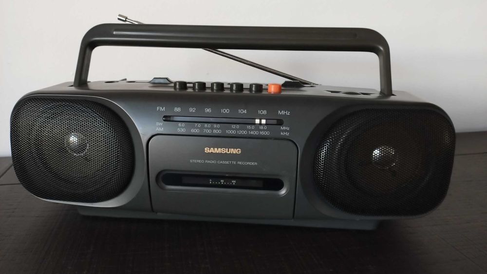 Radio-casetofon portabil Samsung