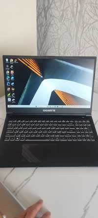 Ноутбук GIGABYTE G5 почти новый