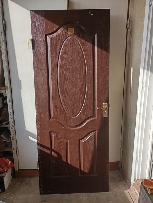 Двери межкомнатные.