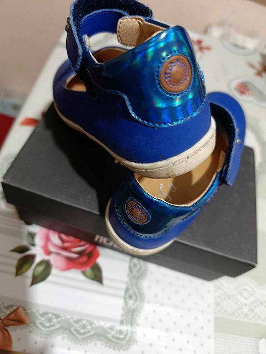 от естествена кожа красиви и удобни сини обувки балеринки, р-р 33